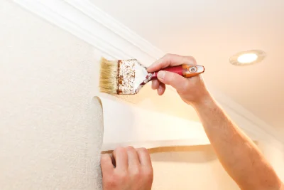 Pose de papier peint au Tignet — revêtements muraux et toiles de verre